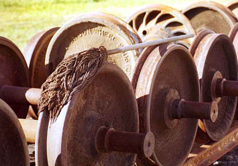 ForgottenMop.jpg (94523 bytes)