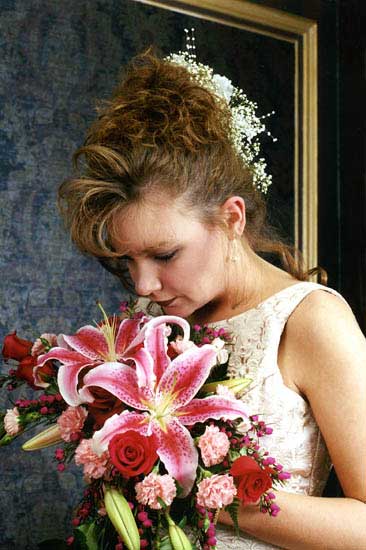 Wed02-72.jpg (61328 bytes)